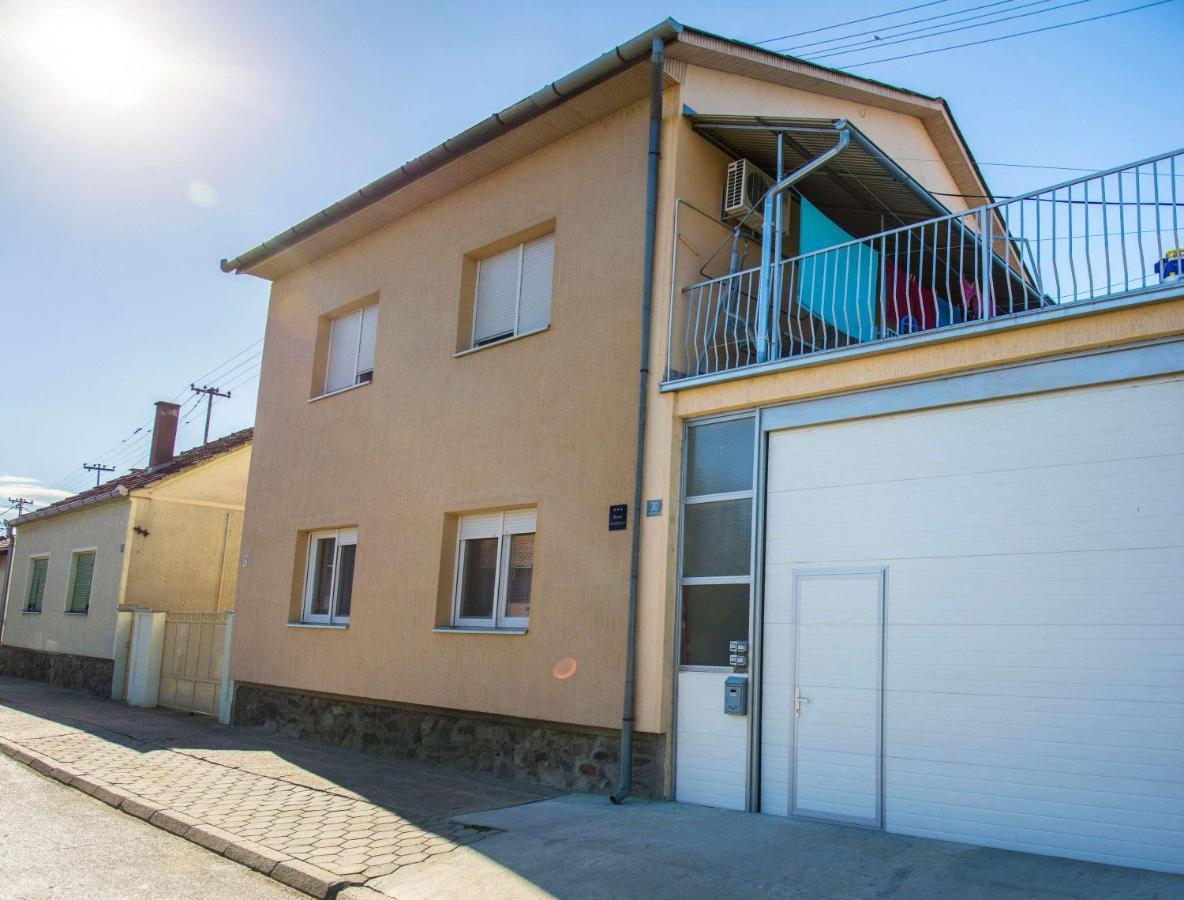 Apartman Viljevac, Donji Miholjac Экстерьер фото
